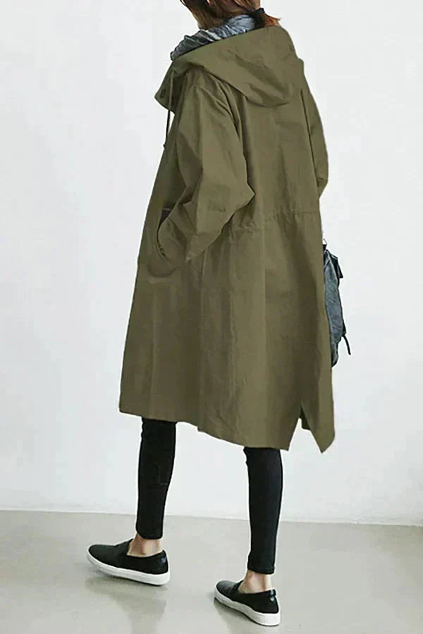 Stylish and water-repellent trench coat