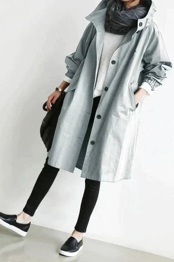 Stylish and water-repellent trench coat