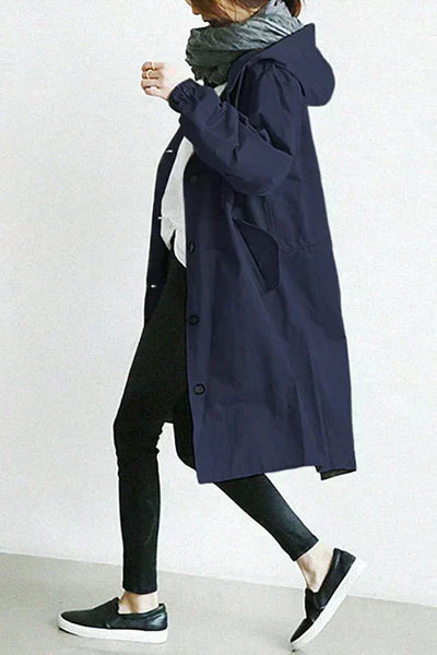 Stylish and water-repellent trench coat