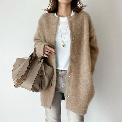 Refined and elegant cardigan