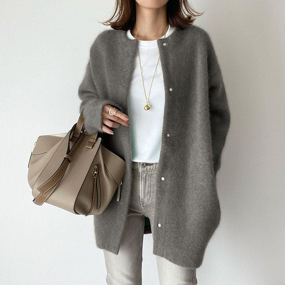 Refined and elegant cardigan